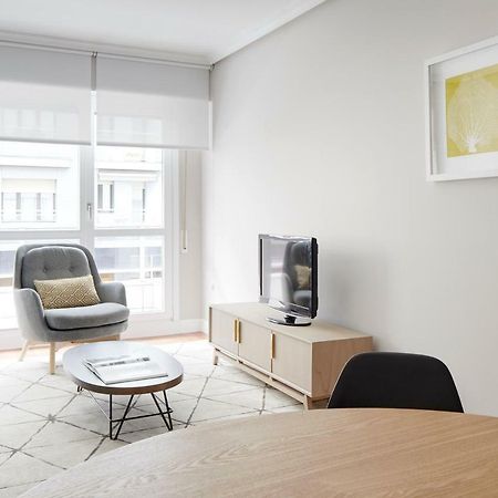 Nafarroa Plaza By Feelfree Rentals Сан Себастиан Екстериор снимка